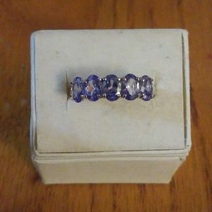 New .925 sterling silver Tanzinite ring